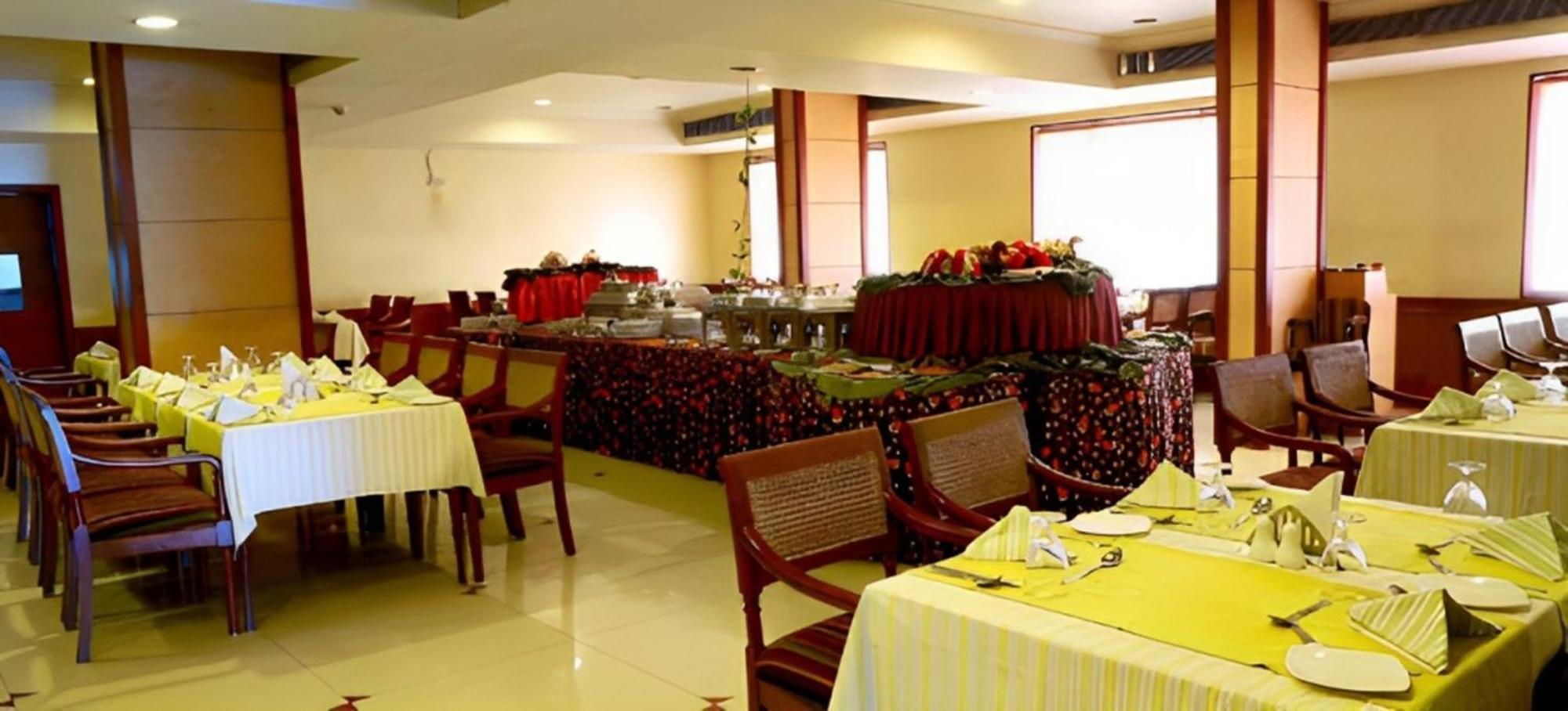 Ashoka Inn Thrissur Buitenkant foto