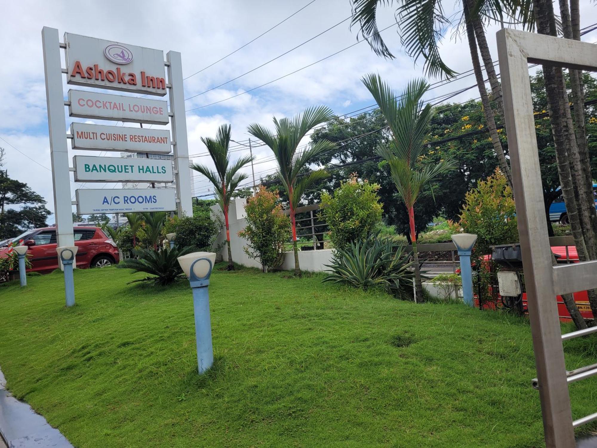 Ashoka Inn Thrissur Buitenkant foto