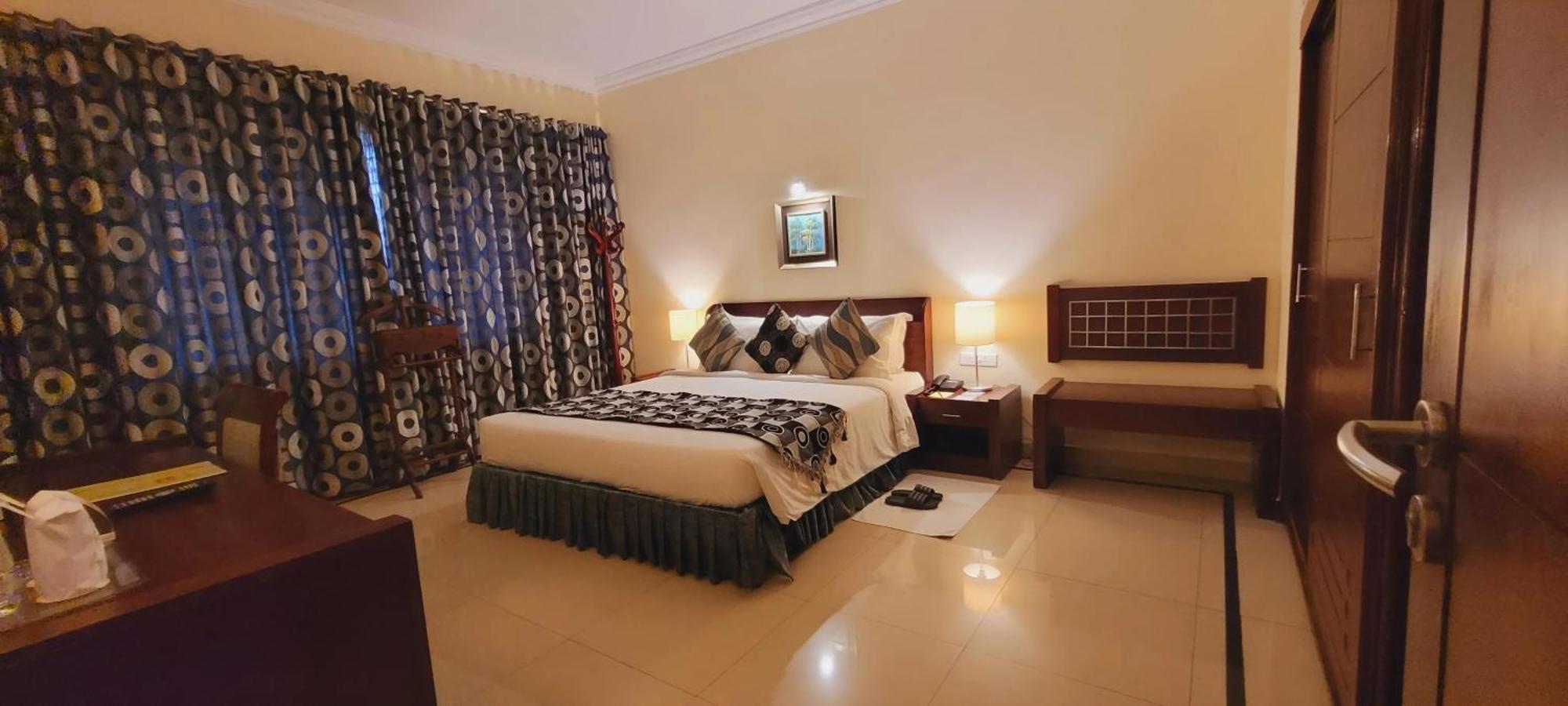 Ashoka Inn Thrissur Buitenkant foto