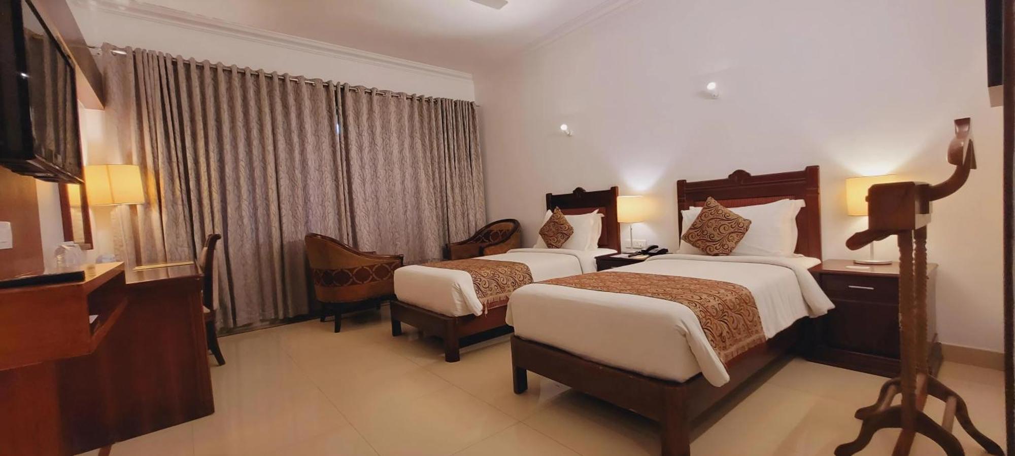 Ashoka Inn Thrissur Buitenkant foto